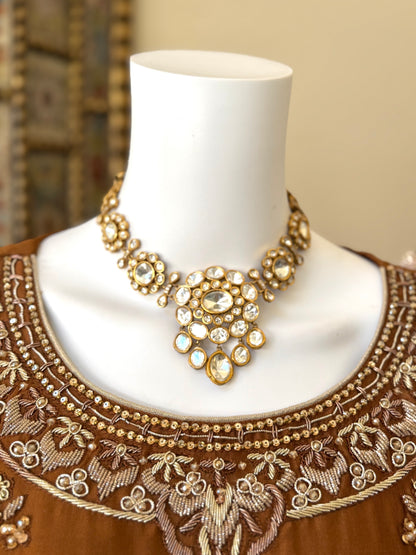 Kundan Jewelry Set