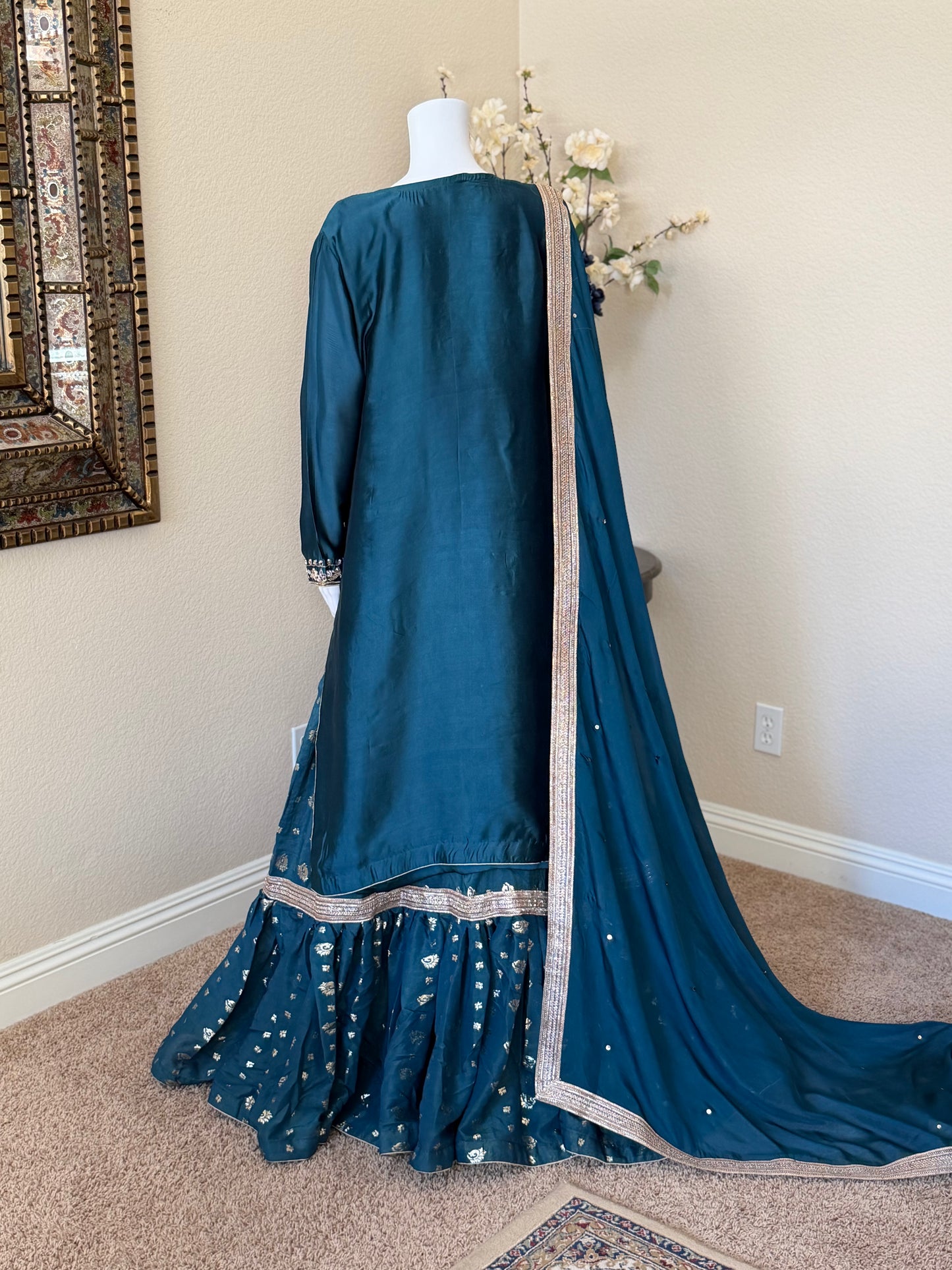 Sapphire Zardosi Kameez with Lengha