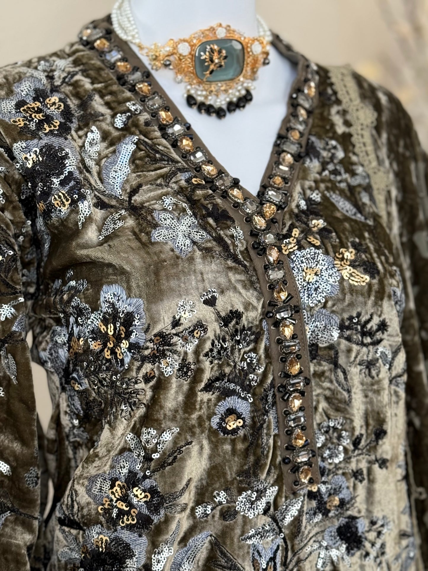 Winter Luxe Velvet - Tuape