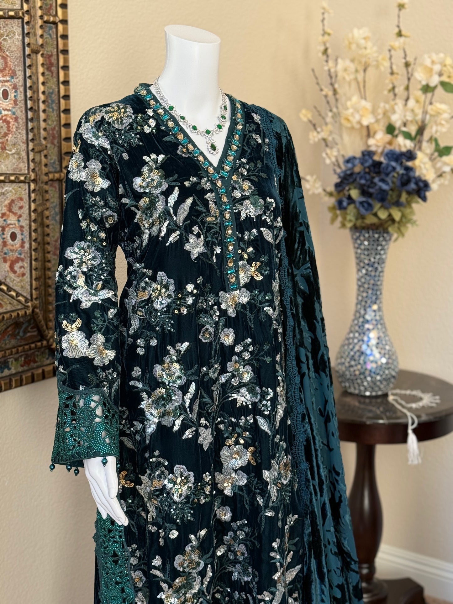 Winter Luxe Velvet - Green