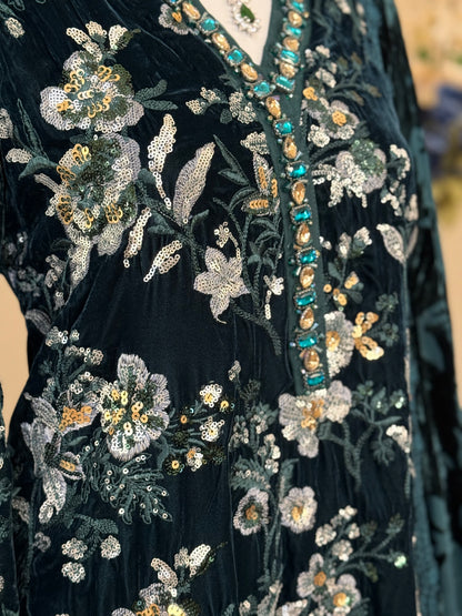 Winter Luxe Velvet - Green