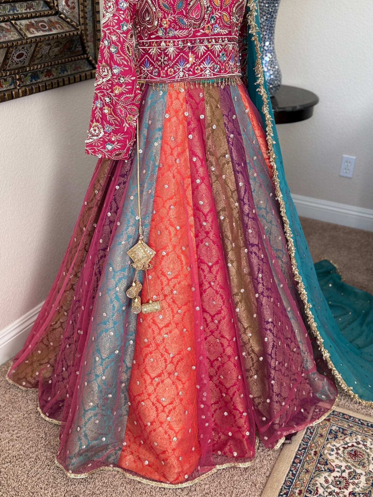 Satrangi Lengha