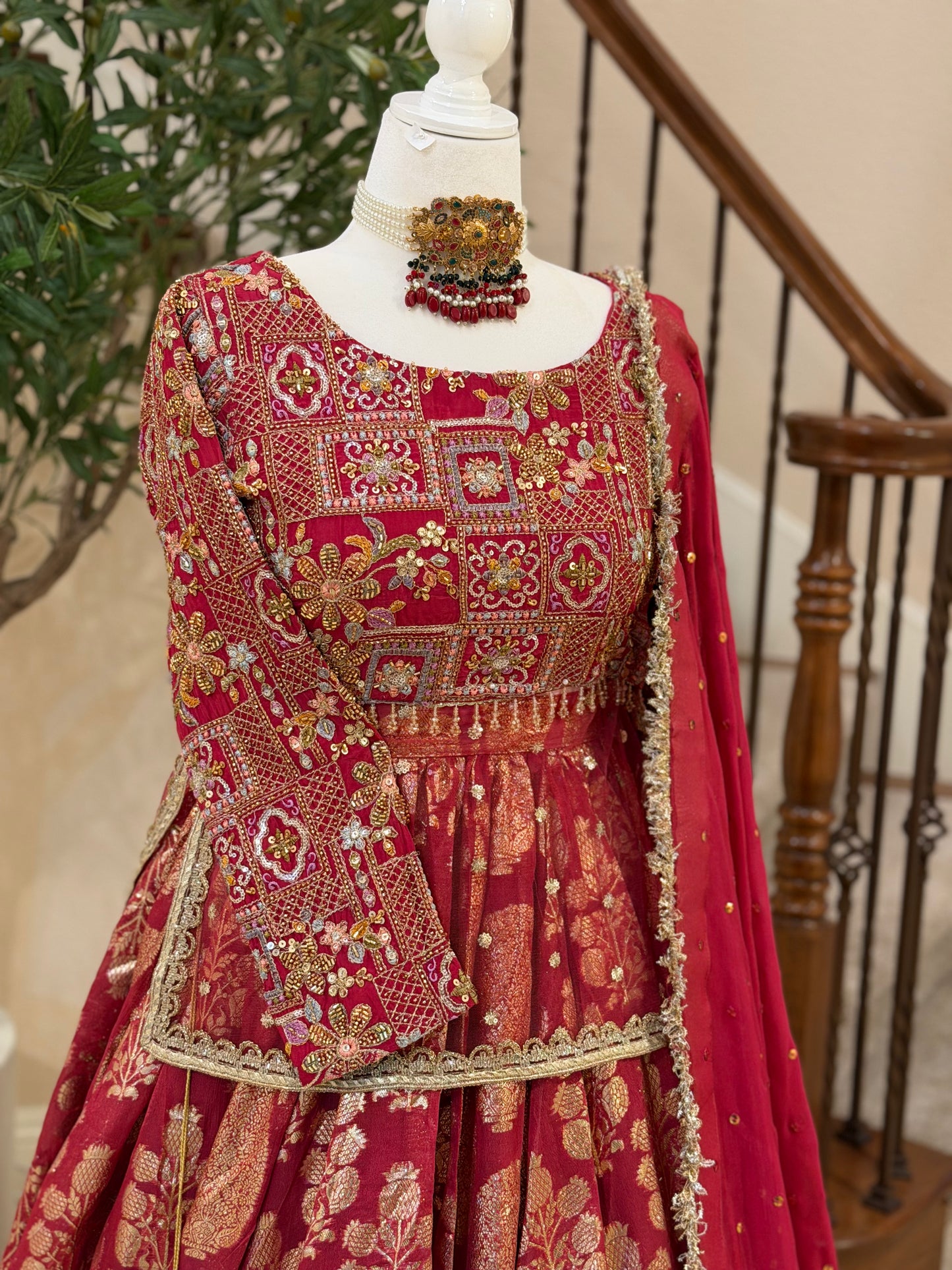 Scarlet Bloom - Short Kameez Lengha