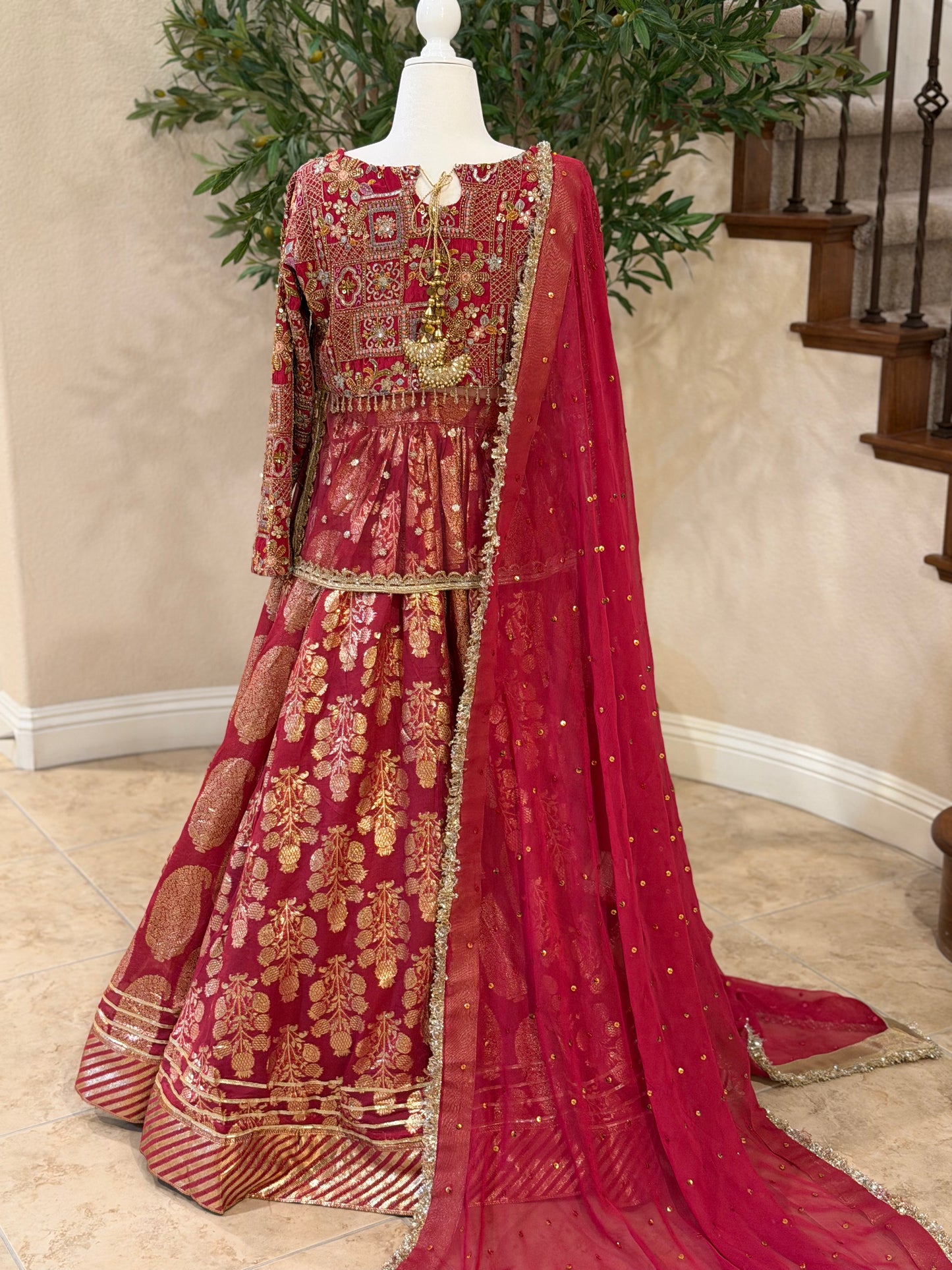 Scarlet Bloom - Short Kameez Lengha