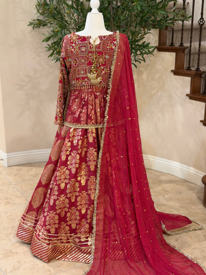 Scarlet Bloom - Short Kameez Lengha